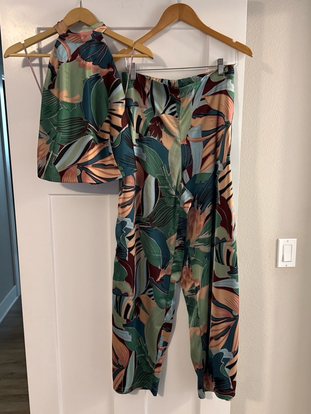 Rachel Zoe Green Multi Tropical Print Wide-Leg Pants